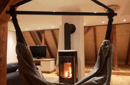 Hohenberg a.d.Eger Apartamento | Moderne Ferienwohnung Mit Hot Tub Und Fasssauna