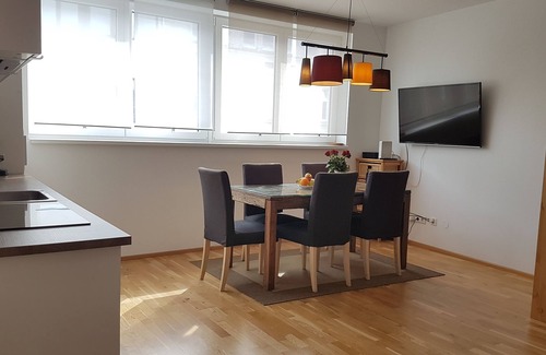 Neulerchenfeld Apartamento | Moderne Maisonette mit Terrasse