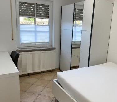Wolfhagen Casa | Moderne Monteurwohnung mit Terrasse "Am Teichberg"