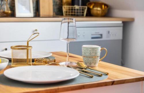 Duisburg Sud Apartamento | Moderne schicke Dachgeschosswohnung 15 min bis Düsseldorf