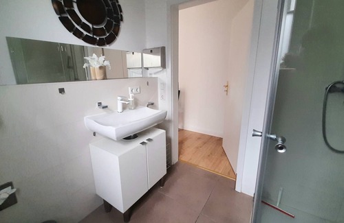 Elsenfeld Apartamento | Moderne WHG in Churfranken: Fahrrad-wandertouren & Geschäftlich/monteuer😊