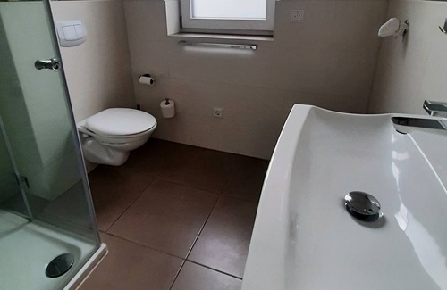 Elsenfeld Apartamento | Moderne WHG in Churfranken: Fahrrad-wandertouren & Geschäftlich/monteuer😊