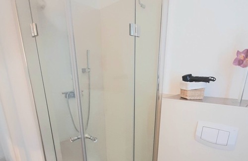 Elsenfeld Apartamento | Moderne WHG in Churfranken: Fahrrad-wandertouren & Geschäftlich/monteuer😊
