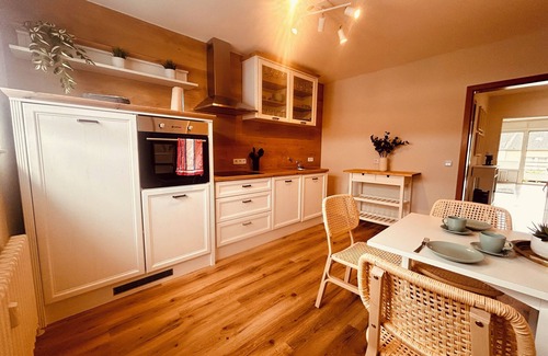 Dinslaken Apartamento | Moderne Wohnung 89m2 3 min zum Bahnhof & City