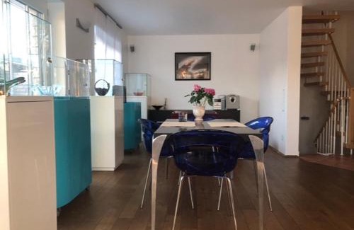 Willich Apartamento | Modernes 4-Zimmer Haus, nahe Messe Düsseldorf (15 min. Internat. Airport)