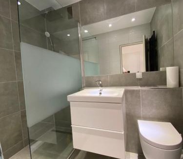 Hochheide Apartamento | Modernes Apartment Duisburg Homberg