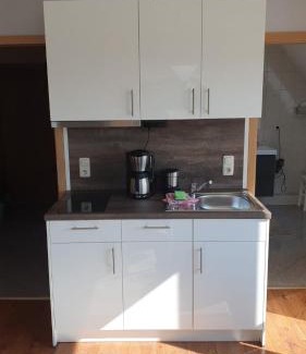Toenning Apartamento | Modernes Apartment mit Balkon