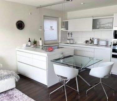 Ebersteinburg Apartamento | Modernes Apartment mit traumhaftem Sunset Blick