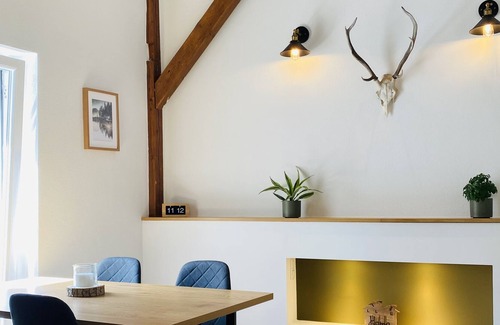 Werneck Apartamento | Modernes Apartment mit Kamin für 3 Personen