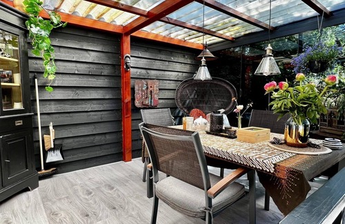 Sint Maartensvlotbrug Casa | Modernes Chalet im Park Campanula mit Schönem Garten mit Privatsphäre, 2 Personen, Wlan, Haustier Wilkommen