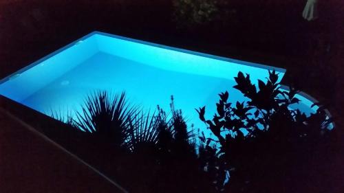 Liznjan Apartamento | Modernes Ferienappartement mit drei Balkonen mit Meerblick, in der Nähe des Strandes und des Zentrums, mit einem gemeinschaftlichen Partyraum