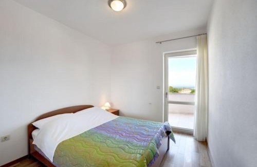 Liznjan Apartamento | Modernes Ferienappartement mit drei Balkonen mit Meerblick, in der Nähe des Strandes und des Zentrums, mit einem gemeinschaftlichen Partyraum