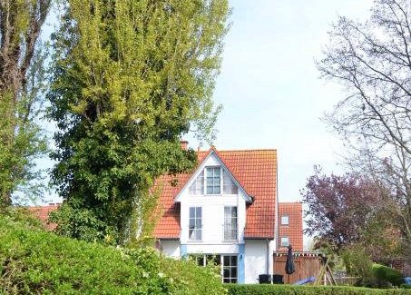 Vadersdorf Apartamento | Modernes Ferienhaus für Familien und Surfer