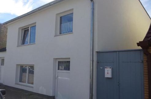 Wolgast Casa | Modernes und gemütliches Ferienhaus mit Innenhof