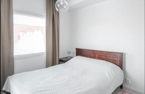 Kirkkonummi Apartamento | Moderni asunto hyvien yhteyksien päässä