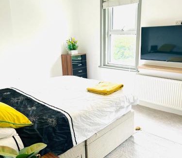 Hastings Apartamento | Modernised cottage Sleeps Six