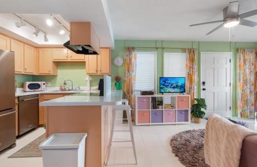 Marble Casa | Modernized 1br Condo W Shared Pool & Spa
