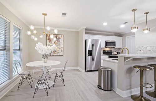 Gonzales Casa | Modernly Styled Home - 30 minutes away from New Orleans Airport & Baton Rouge