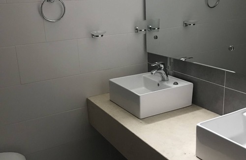 Punal Casa | Moderno Amueblado A / C wi / fi 7min