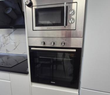 Gijon-Este Apartamento | Moderno apartamento con garaje en Gijón 1A148