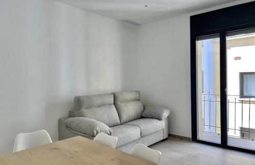 Centro de Roses Apartamento | Moderno apartamento con terraza en la azotea