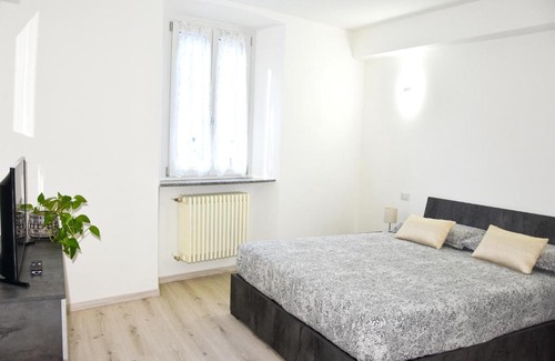 Como Apartamento | Moderno appartamento - 15 minuti dal centro e parcheggio pubblico gratuito