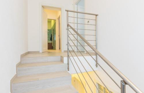 Albate Apartamento | Moderno Appartamento Grande Comfort Como
