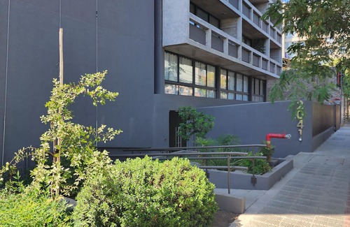 Downtown Santiago Casa | DEPARTAMENTO MODERNO, COMODO Y TRANQUILO CERCANO A MOVISTAR ARENA, FANTASILANDIA