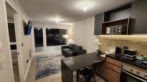 Los Angeles Apartamento | Moderno, nuevo, excelente ubicación, 1D1B, parking