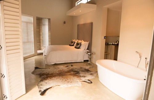 Thorny Bush Game Reserve Cabina | Moditlo River Lodge