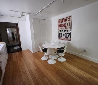 Saugerties Apartamento | modsuites
