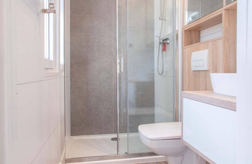 Ede Chalet De Esquí | ✓ Module at Bospark Ede ✓ Holiday home for 4 persons ✓ Located in Ede (Gelderland) ✓ Holiday park on the Veluwe ✓ Book directly through the park