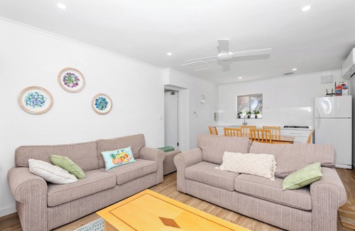 Moana Casa | Moeys: Perfect Beachfront Escape for Family Gatherings or Friends’ Getaways