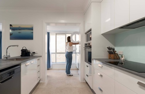 Moffat Beach Apartamento | Moffat Beach Coastal Contemporary Unit A