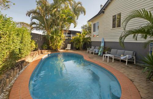 Moffat Beach Casa | Moffat Beach Retreat, Pet-friendly & Ocean Views