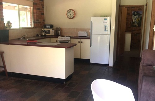 Moruya Cabaña | Mogendoura Farm DOS CABALLAS Max 12 personas incluyendo niños Max 8 ADULTOS