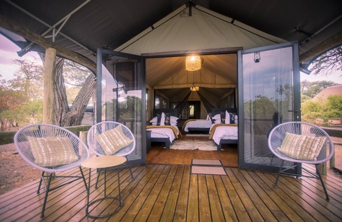 Maun Cabina | Mogotlho Safari Lodge