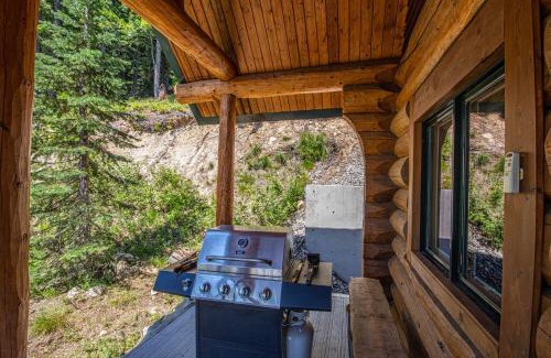 Sandpoint Casa | Mogul Hill Cabin
