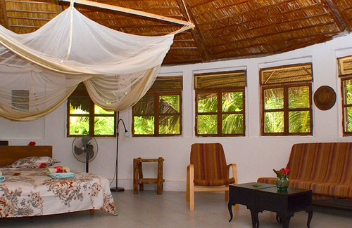 Nioumachoua Hotel | Moheli Laka Lodge