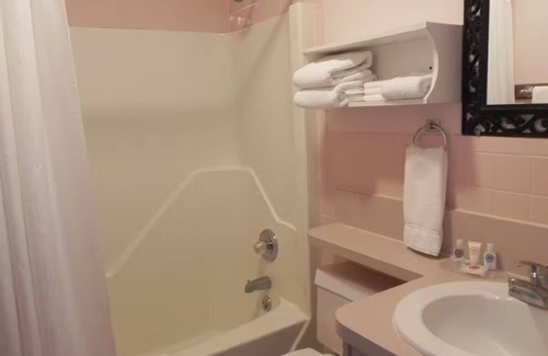 Lake George Complejo | Mohican Resort Motel - 2 Bedroom Efficiency