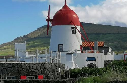 Santa Cruz da Graciosa Casa | Moinho Mó da Praia