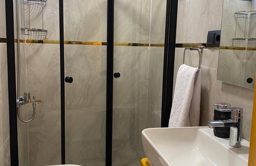 Ayvalik Hotel | Moj Dom Küçükköy