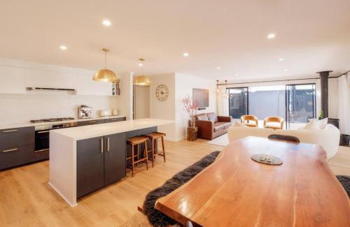 St. Lucia Casa | Mokum House - Suffolk Park