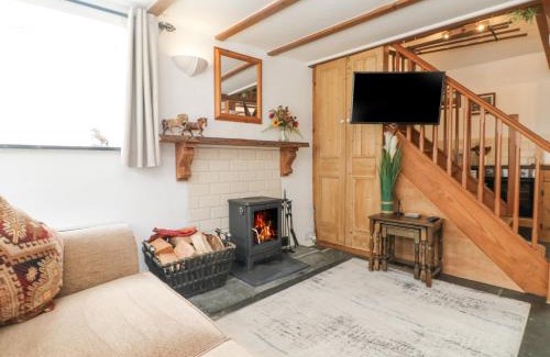 Henwood Casa | Mole Cottage