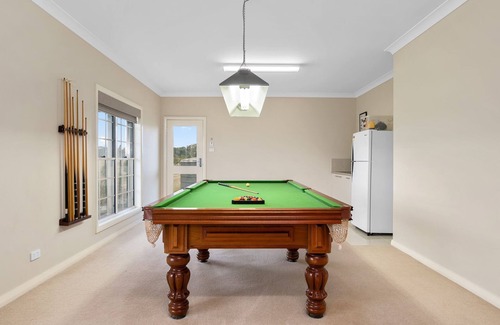 Keinbah Casa | Mole Hill Farmhouse - Perfect Large Families Getaways