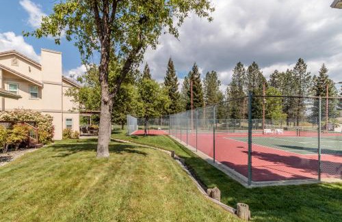 Bass Lake Casa | Moler Lake House & Northshore Getaway