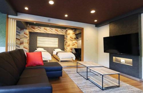 Minami Apartamento | MolinHotels201-札幌市定山渓天然温泉に紅葉シーズン到来-W-beds2&S-beds4