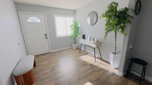 Torrey Pines Ranch Casa | Molino 3 bedroom 2 bath with pool