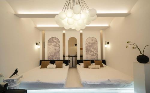 Jing'an Apartamento | Molly B&B-Jing'an Temple near the subway private yard Townhouse garden villa