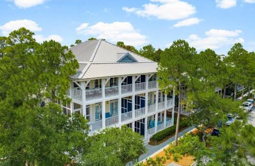Watercolor Casa | Molly's Beach Haven